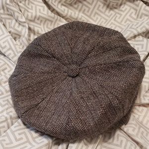 Newsboy cap